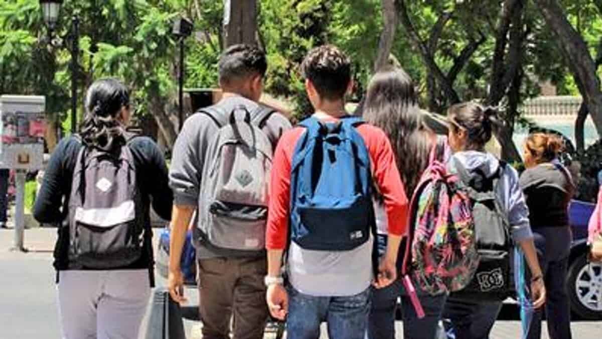 Especialista dice que la prevención debe incluirse entre las materias desde primaria y secundaria, para mejorar las condiciones de los jóvenes.