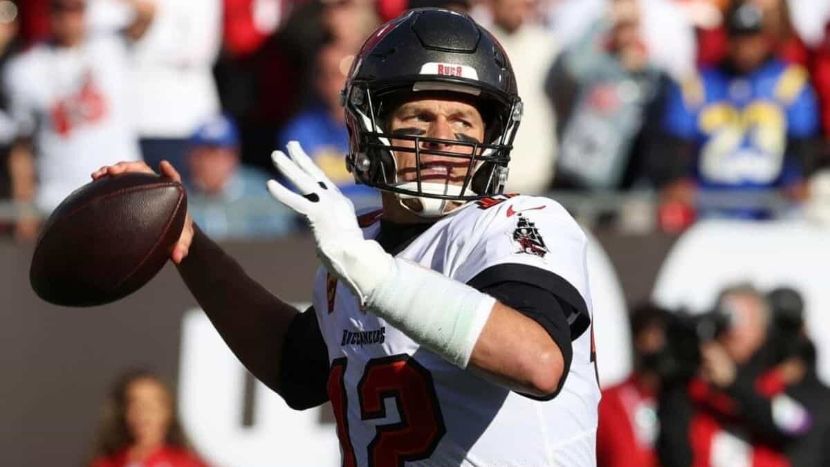 Confirma Tom Brady su retiro tras 22 años en la NFL