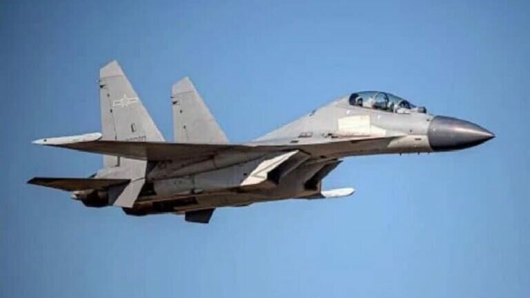 Sobrevuelan aviones cazas chinos Taiwán