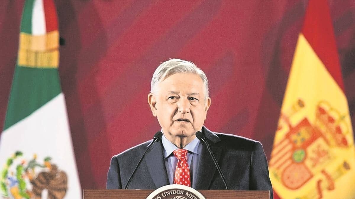 El presidente Andrés Manuel López Obrador sugirió poner una "pausa" en las relaciones entre México y España.