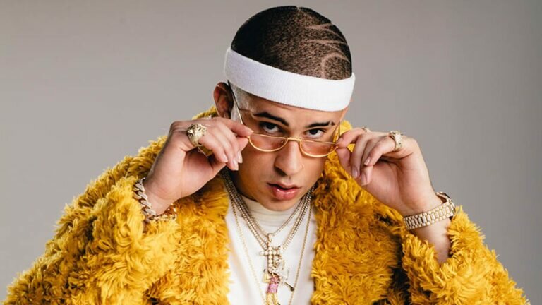 Compra joven por error boletos para ver a Bad Bunny en 200 mil pesos (Video)