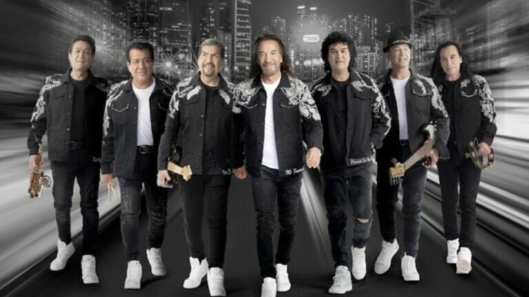 La agrupación originaria de Michoacán anunció una gira por las principales ciudades del país cerrando en el Estadio Azteca.
