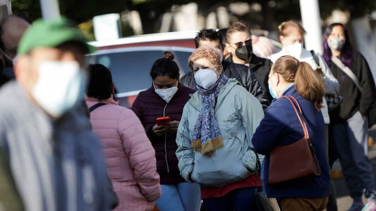 Las autoridades indicaron que con semáforo verde se quita cualquier restricción y se permitirán todas las actividades en la capital.
