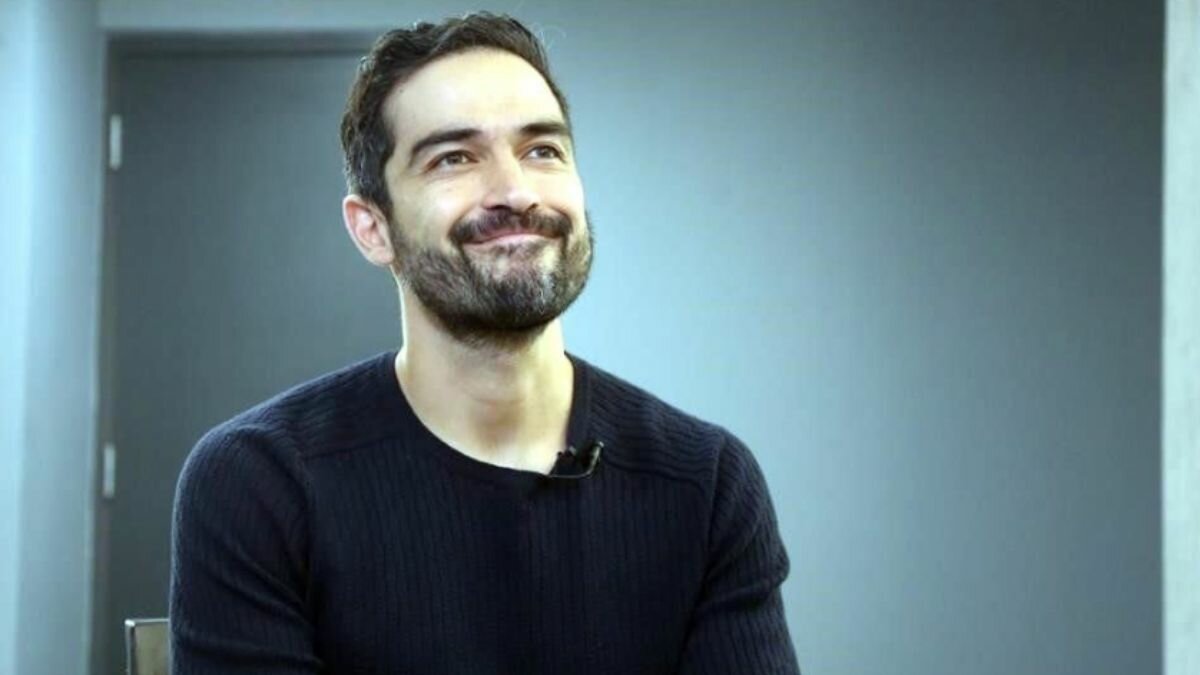 ¡De Rebelde a Batman! Anuncia Alfonso Herrera nuevo proyecto