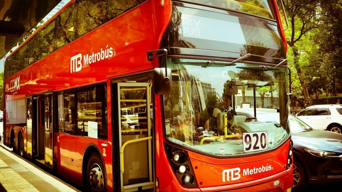Estos son los horarios del transporte público por Semana Santa