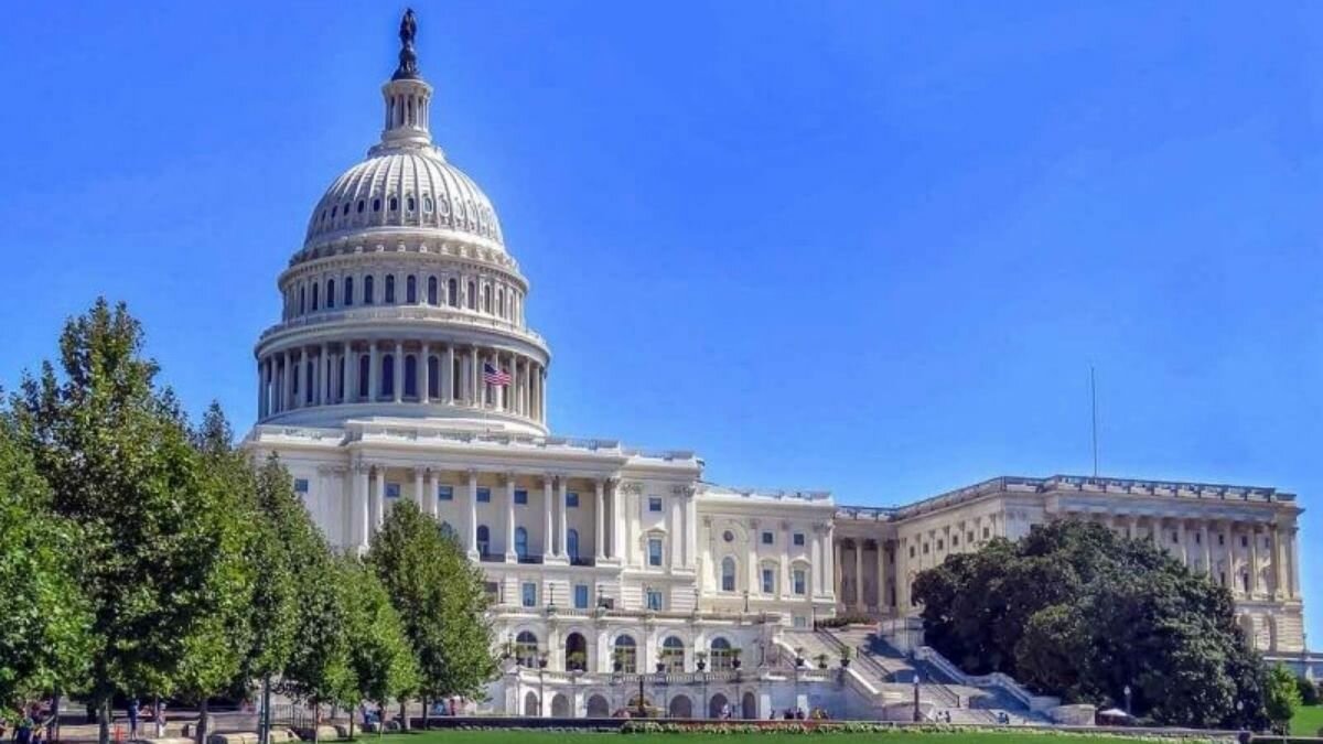 Evacuan Capitolio ante ‘amenaza aérea’