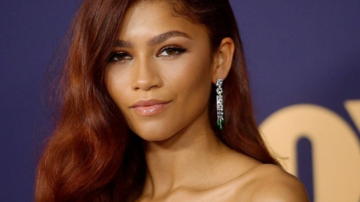 10 veces que Zendaya nos cautivó en alfombras rojas (Video)