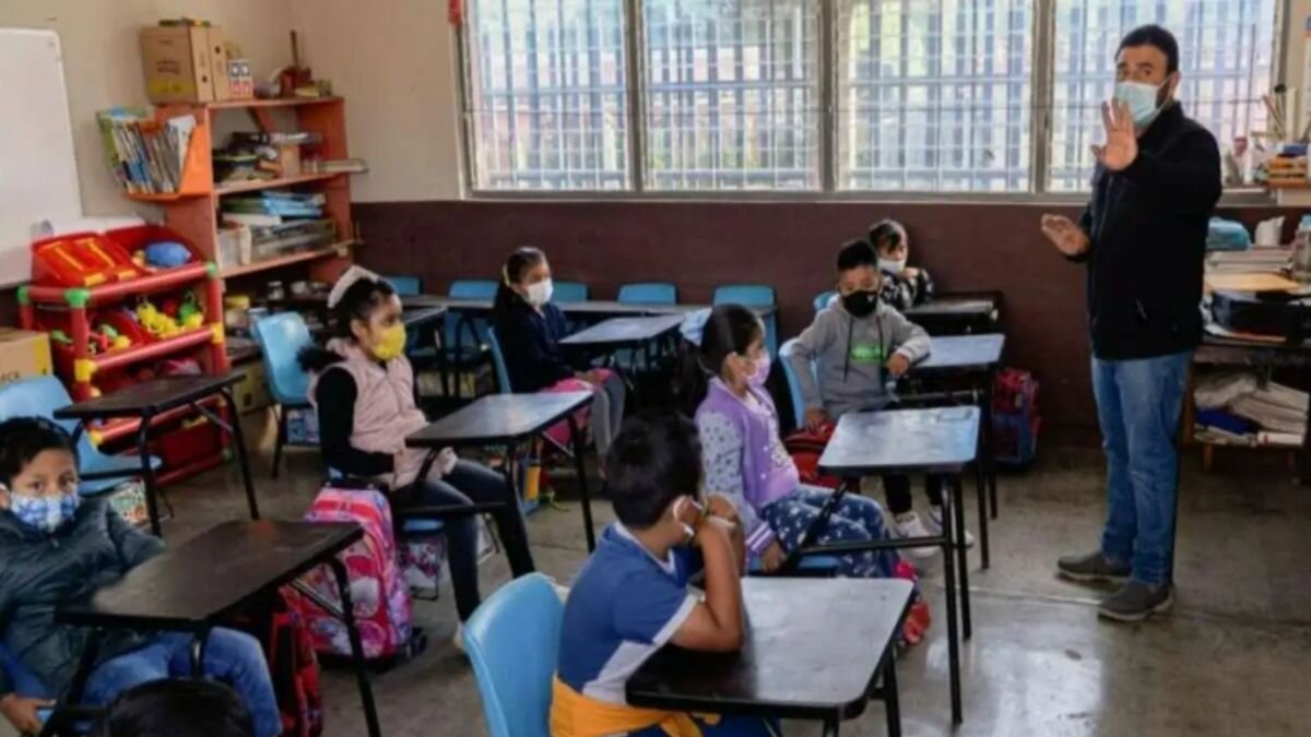 Plantean desaparecer grados escolares; proponen fases de aprendizaje