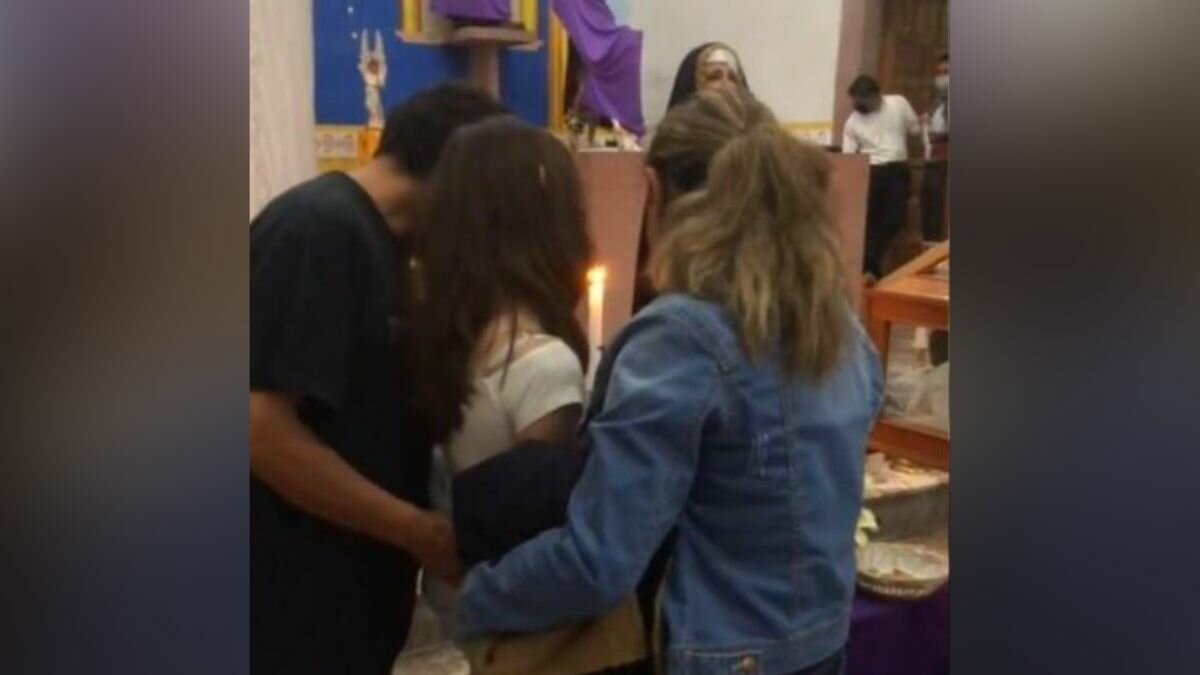 ¡Por Dios! Jura mujer que no volverá a ver a su ex (video)