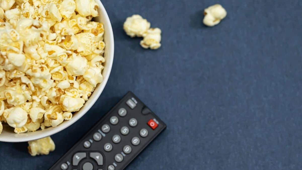 Advierten sobre peligros de comer palomitas de microondas