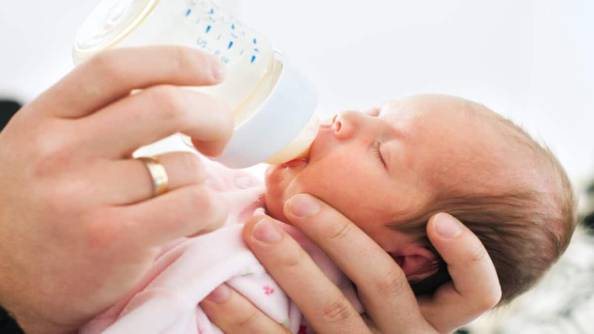 Causa alarma en EU escasez de leche en polvo para bebés