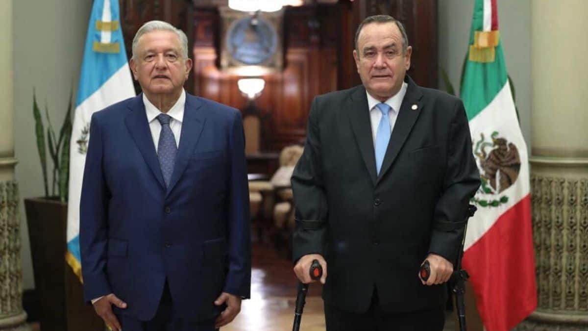 Llega AMLO a Guatemala para tratar temas de migración