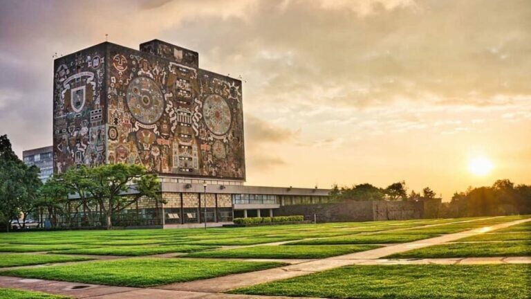 UNAM
