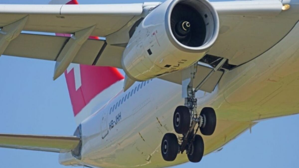 Provoca mujer falsa alerta de bomba para retrasar vuelo de su novio