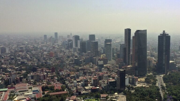Debido a la mejora en las condiciones climáticas los niveles de ozono bajaron, por lo que fue posible levantar la contingencia ambiental.