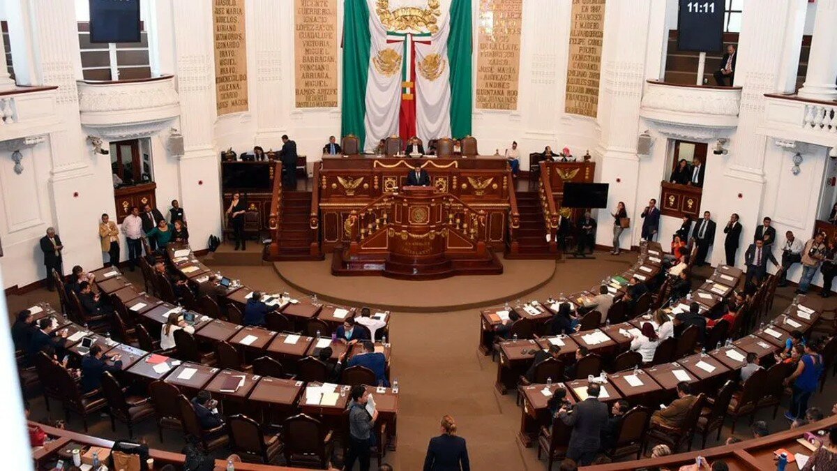 Los cambios al Código Electoral de la CDMX y a los recortes en el IECM es algo que preocupa a los empresarios, pues podrían dañar la democracia en la capital.