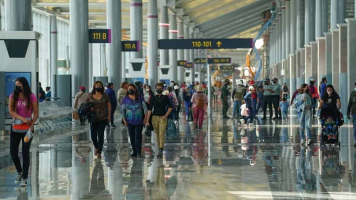 Acuerdan autoridades y gobierno mayor actividad en el AIFA