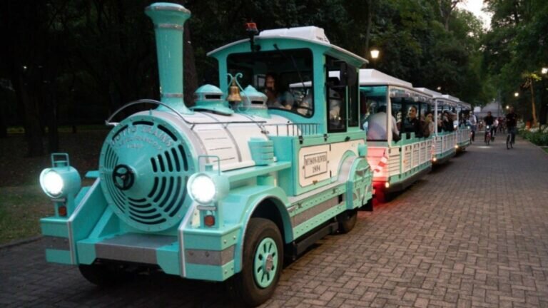 Regresa emblemático trenecito al bosque de Chapultepec