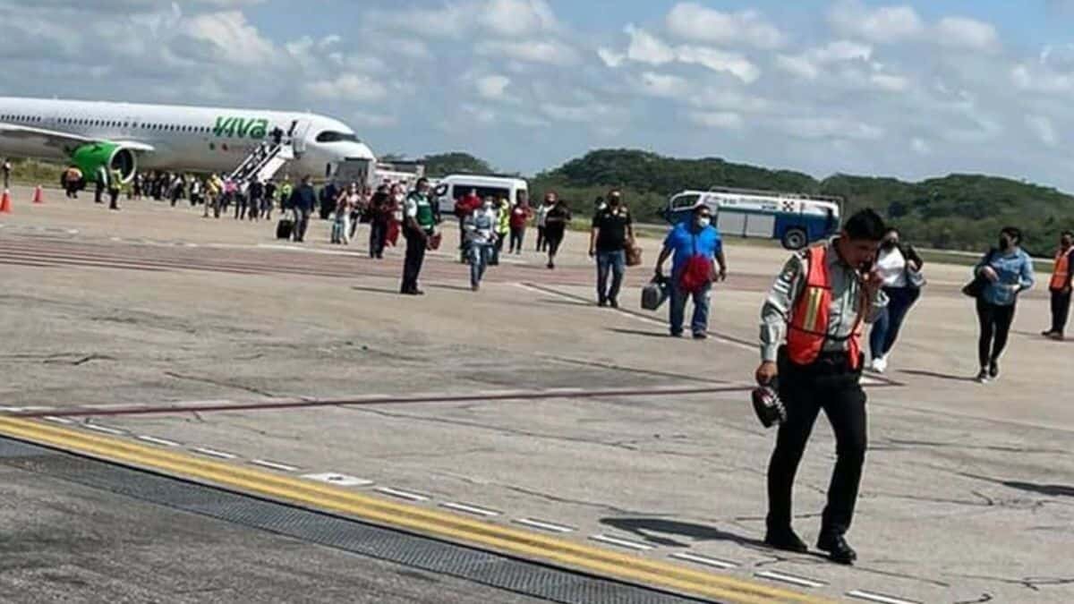 Explota turbina en pleno vuelo de Villahermosa a CDMX