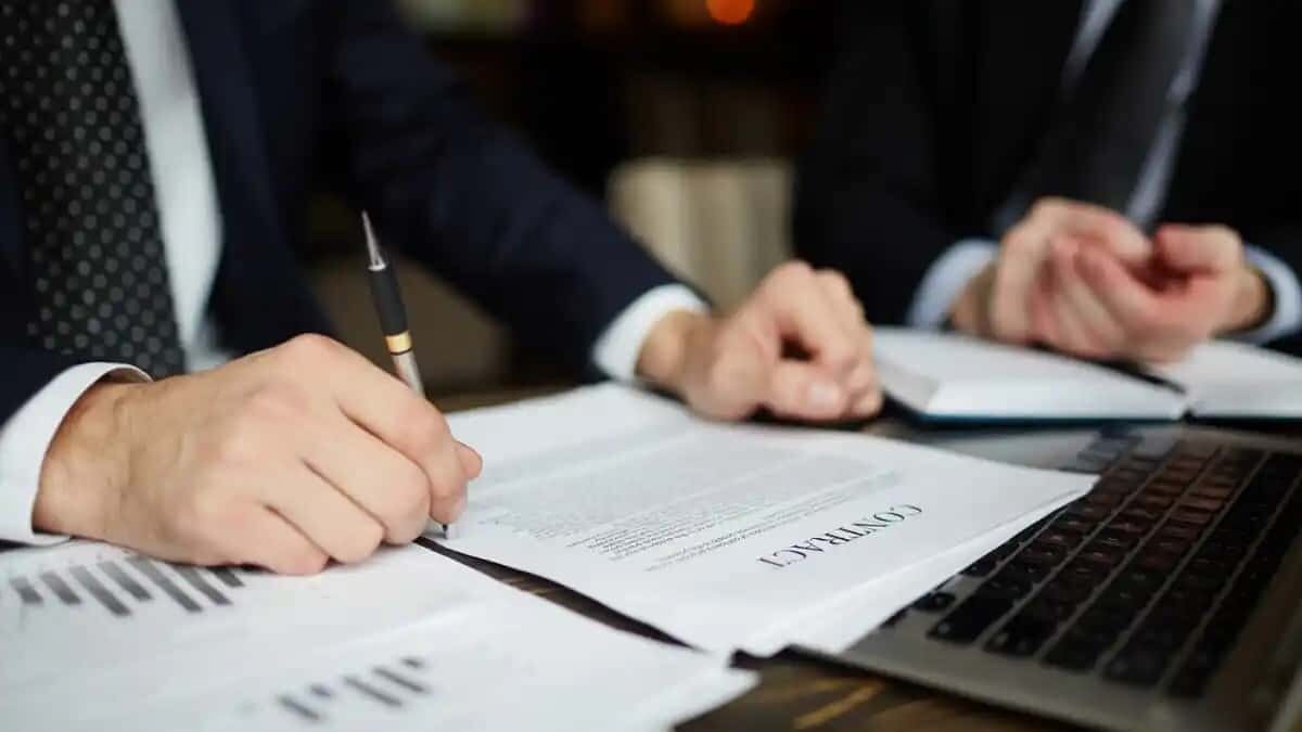 México requiere de mejores prácticas de sus abogados y eso se puede lograr a través de una certificación respaldada por los colegios profesionales, garantizando el correcto ejercicio del derecho.