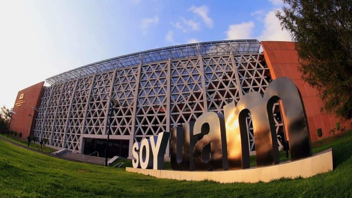UAM