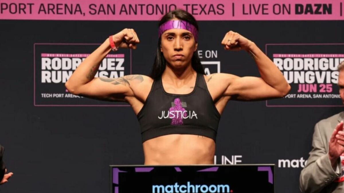 Implora boxeadora Alma Ibarra detener su pelea (Video)