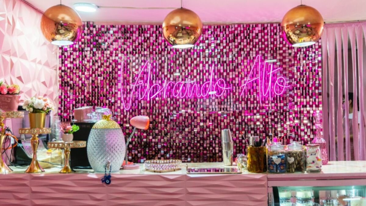 Si eres amante del color rosa, Amore 21 es para ti