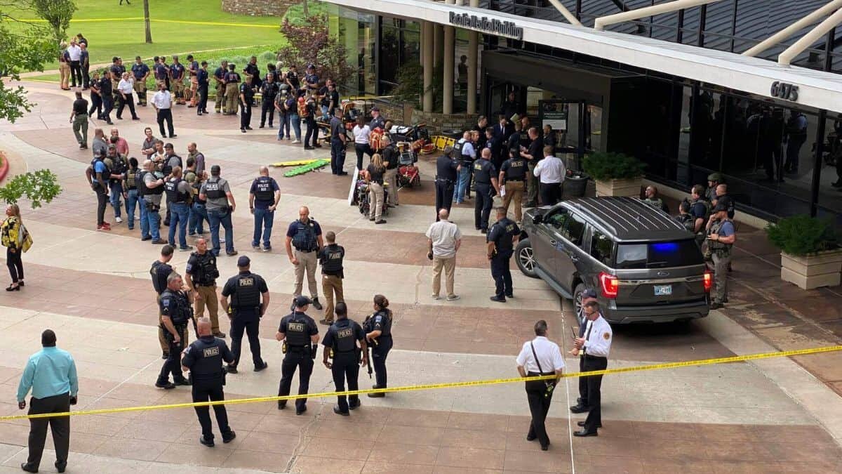 Tiroteo en hospital de Tulsa deja al menos cinco muertos