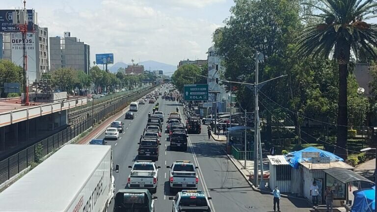 Liberan algunas vialidades bloqueadas por transportistas