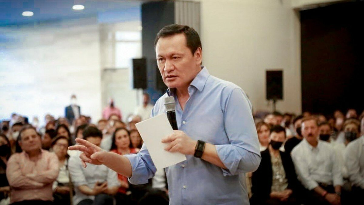 Osorio Chong, ¿el nuevo dirigente del PRI?: Informe Exprés