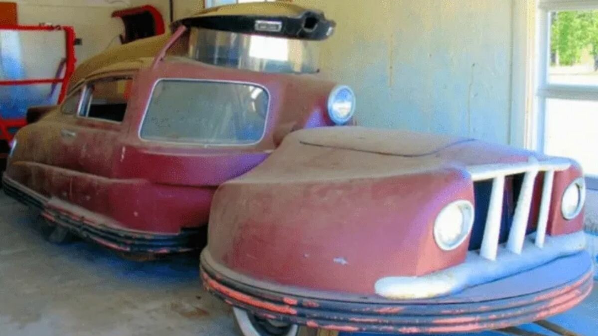 Encuentran auto de 2 piezas en un viejo garaje (Video)