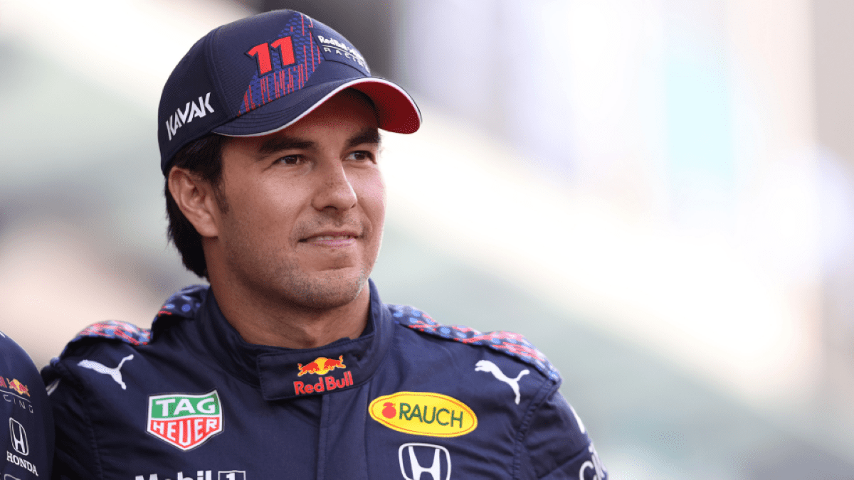 Checo arrancará el GP de Azerbaiyán en la primera fila, detrás de Leclerc; Verstappen saldrá desde la tercera posición.