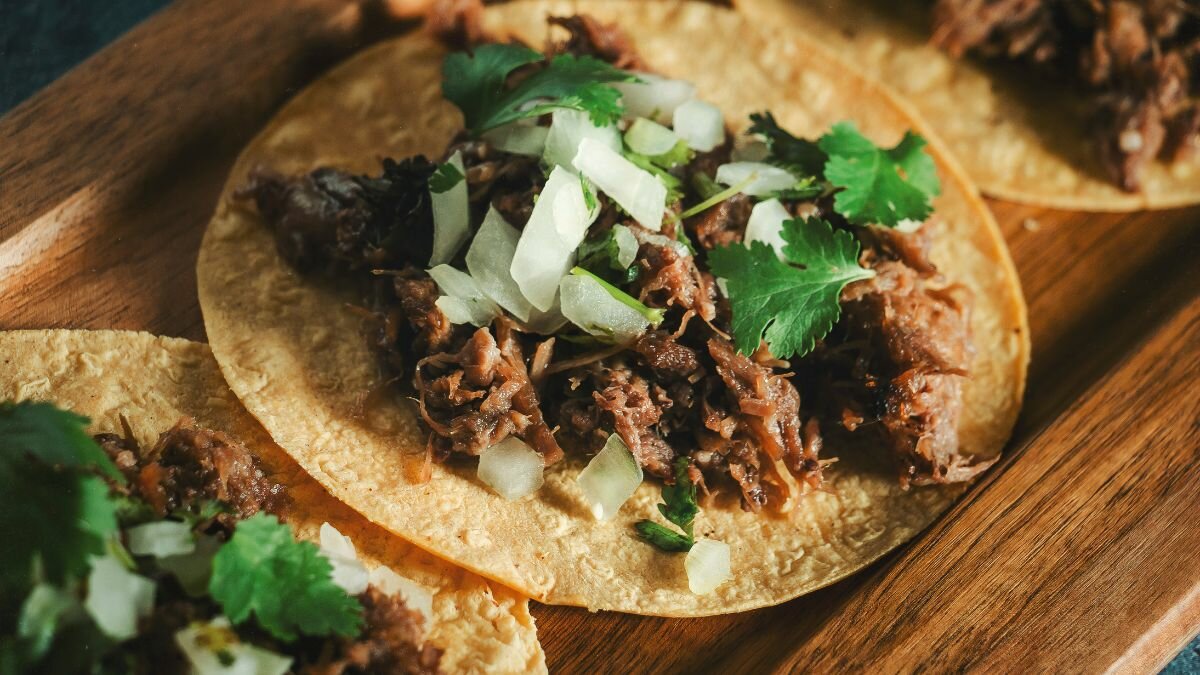 Causa indignación mujer que asegura que mexicanos huelen a tacos