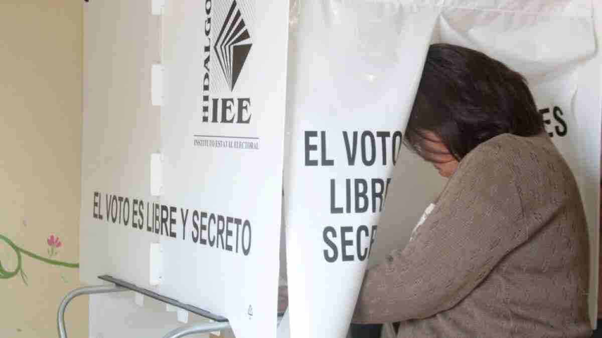 Cuatro candidatos -una mujer y tres hombres-, buscan suceder a Omar Fayad en la gubernatura de Hidalgo.