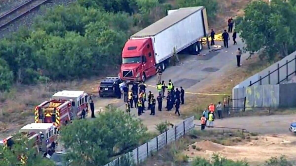 Confirman que 22 mexicanos fallecieron al interior de tráiler en Texas