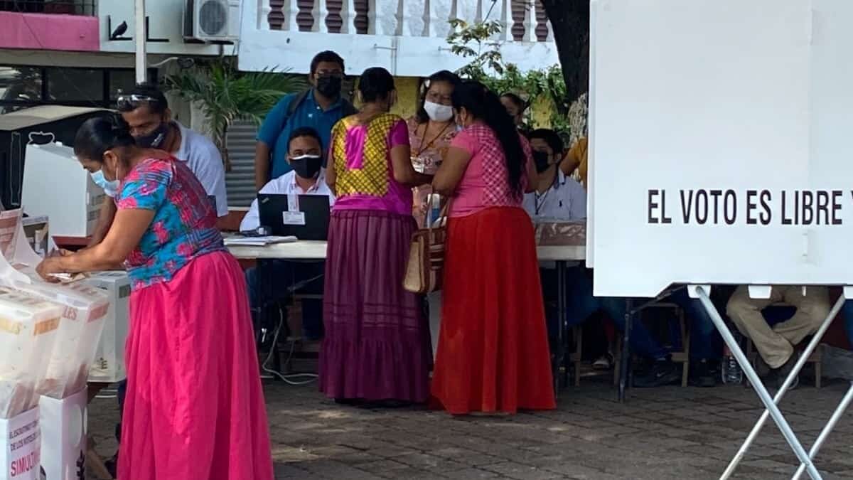 Oaxaca es una de las entidades que elige gobernador. Conoce el minuto a minuto de estás elecciones.