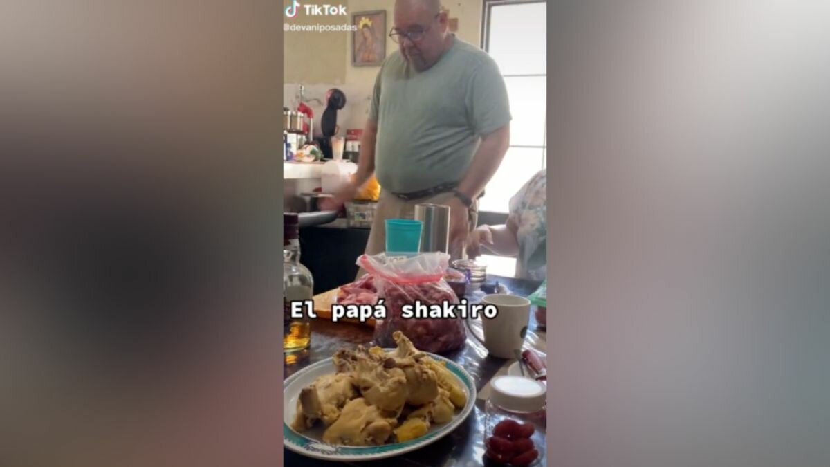 Baila hombre 'Te Felicito' y lo apodan "papá Shakiro" (Video)