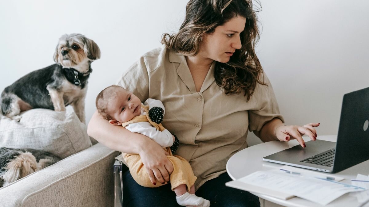 ¡Traición! Mujer elije nombre para su bebé y 'mejor amiga' se lo pone a su perro
