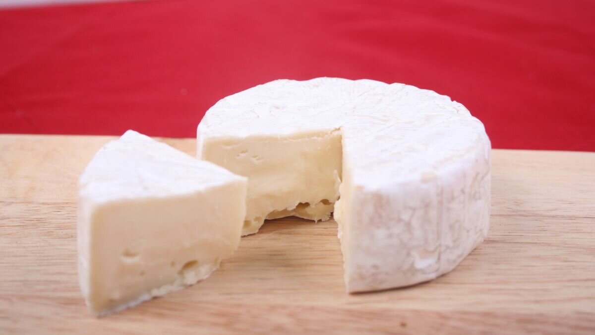 Así podrás preparar un exquisito queso con solo dos ingredientes