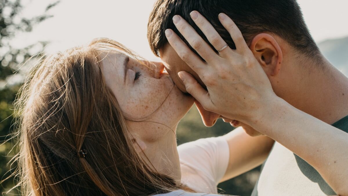 ¡Prepara tus labios! Estos son los tipos de besos y su significado