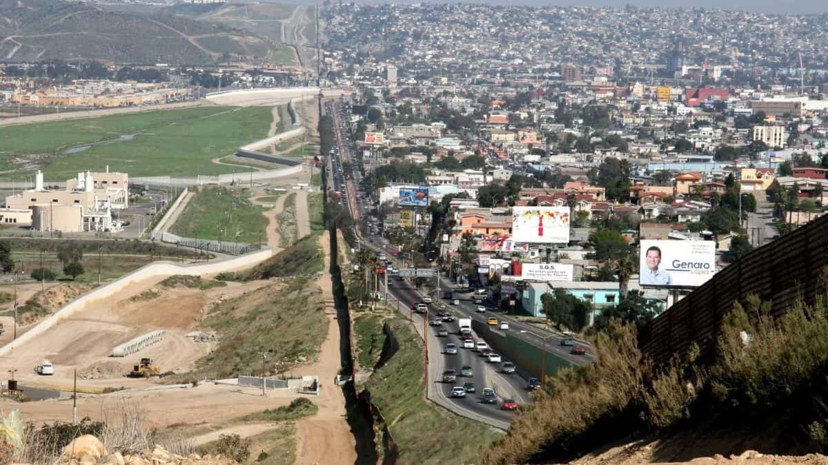Anuncia México inversión de mil 500 mdd en infraestructura fronteriza con EU