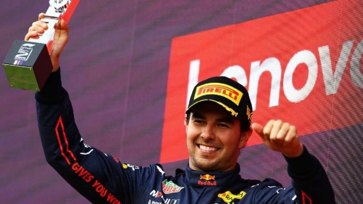 Eligen a Checo Pérez como Piloto del Día tras quedar en segundo lugar en GP de Gran Bretaña