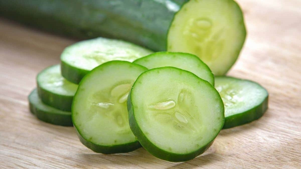 El pepino ayuda a eliminar arrugas y manchas del rostro