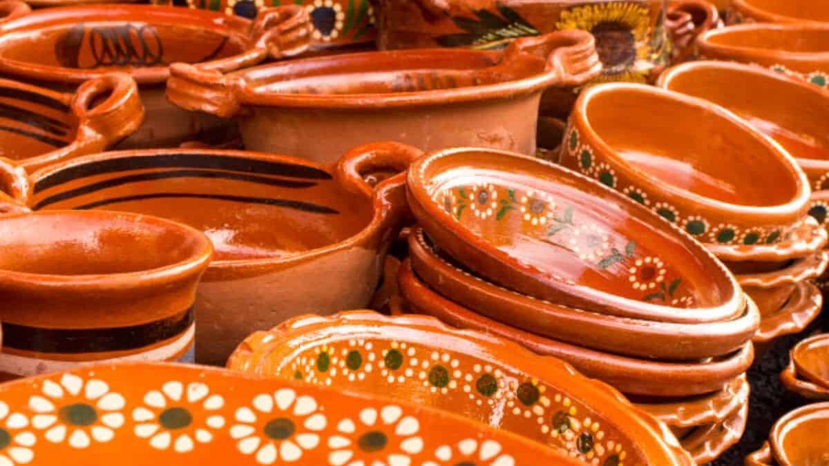 ¿Nueva olla de barro? Aquí te contamos cómo curarla