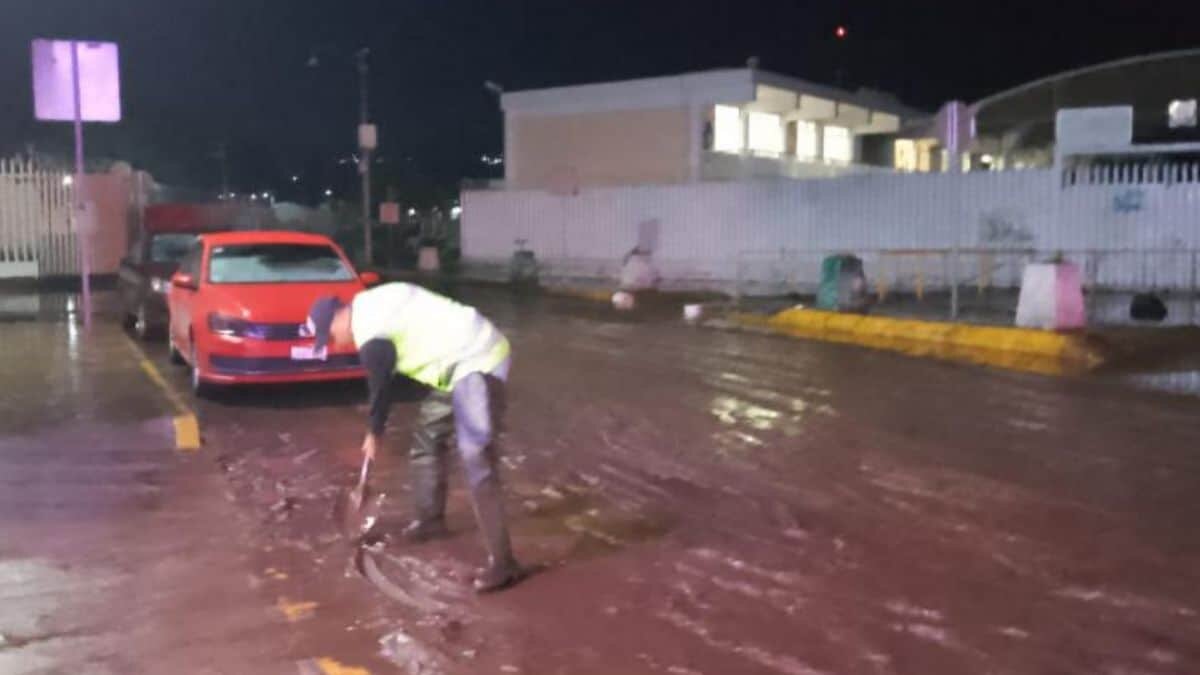 Provocan intensas lluvias inundaciones en Xochimilco