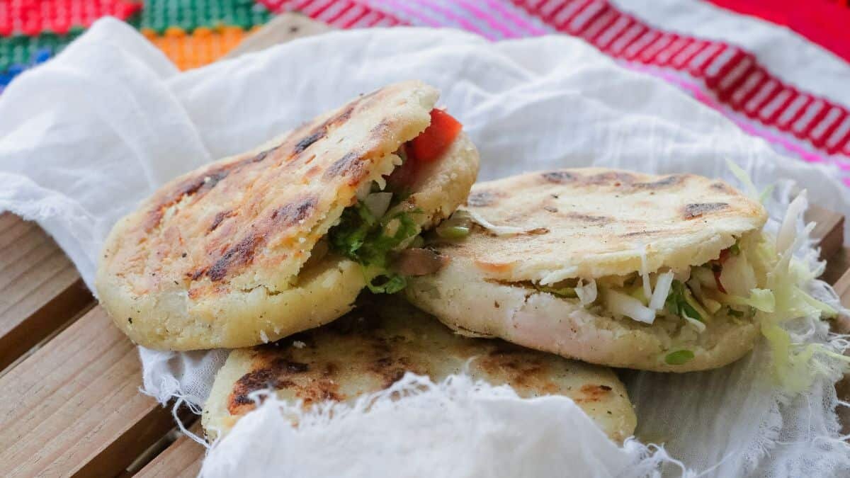Proponen cambiar nombre de las gorditas de masa para no 'discriminar'