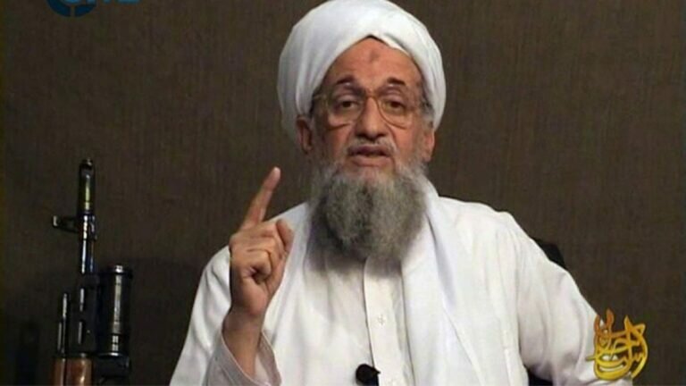 Confirman la muerte del líder de Al Qaeda, Ayman al-Zawahiri