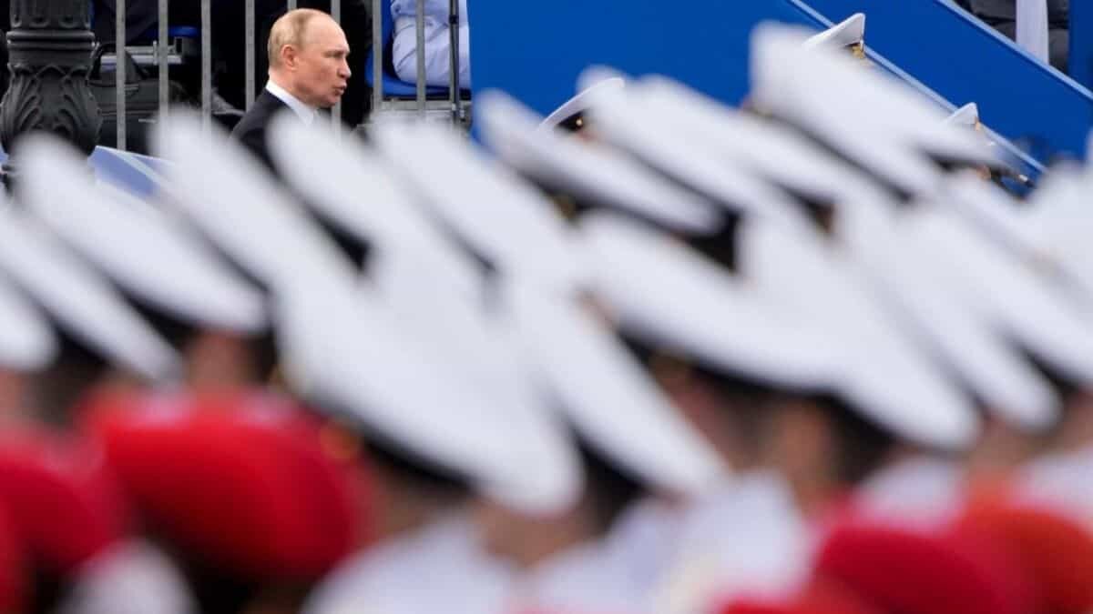 Rusia anuncia la adquisición de un nuevo misil supersónico en las celebraciones por el ‘Día de la Flota’