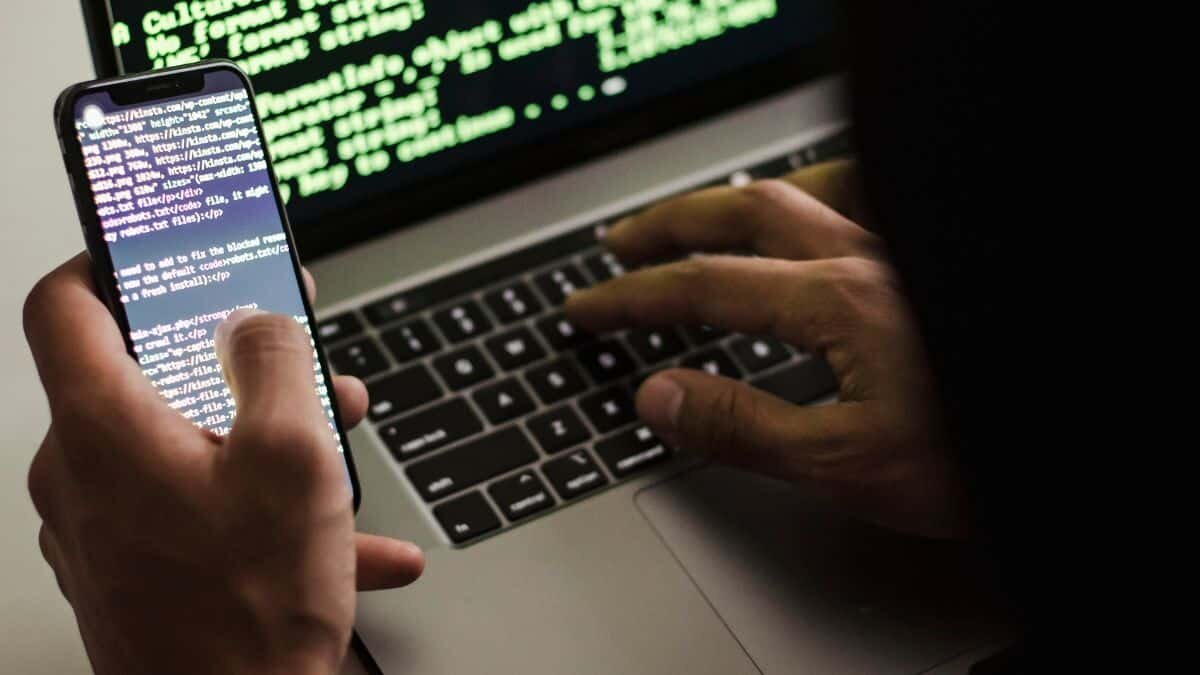 Detectan nuevo malware que puede robar tus datos bancarios desde el celular